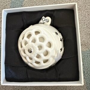 New in Box Pandora Limited Edition Christmas Holiday Ball Silver 2011